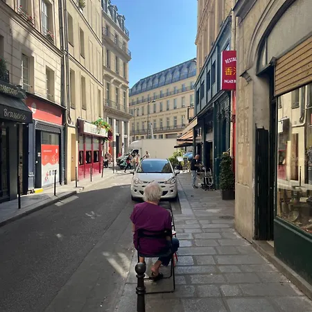 Séjour chez l'habitant Place à 2 Minutes Du Musée Louvre Vivez à Pied *