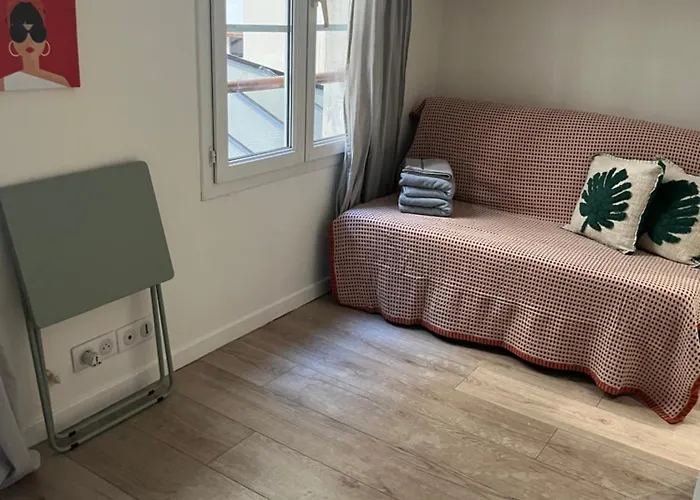 Place A 2 Minutes Du Musee Louvre Vivez A Pied