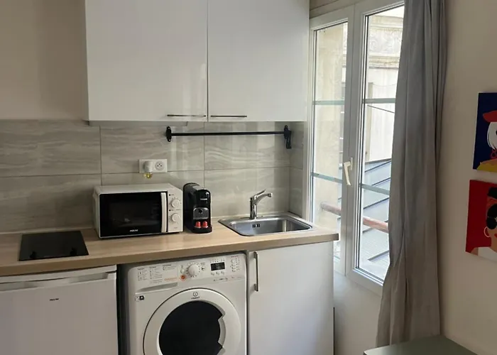 Place A 2 Minutes Du Musee Louvre Vivez A Pied